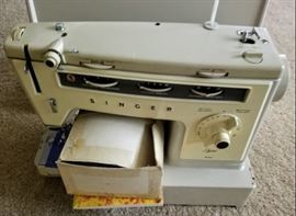 Singer Sewing Machine
