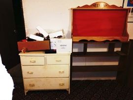 Up 2nd Bedroom Right: Small Dresser, Shelf Unit, Elvis Display Shelf