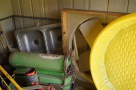Contents of Shed Shown in Picture Jacks, Sink, B