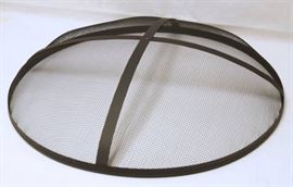 Fire Pit Screen NEW IN BOX Only opened for pic ...