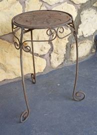 Metal Ornate Plant Stand Table