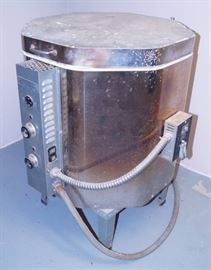 Paragon Electric Kiln Works  Includes molds