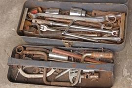 Vintage Metal Tool Chest with Contents Toolbox R ...
