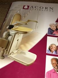 Acorn stairlift