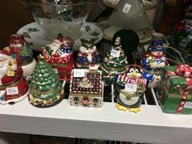 Christmas Music boxes