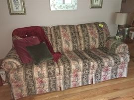 living room sofa - like new