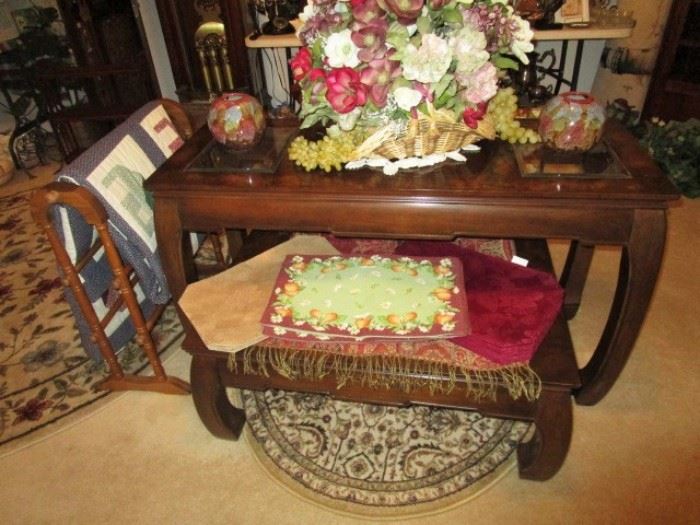 Matching wood & glass coffee table and sofa table, rugs, quilt rack, log cabin quilts, place mats, etc.