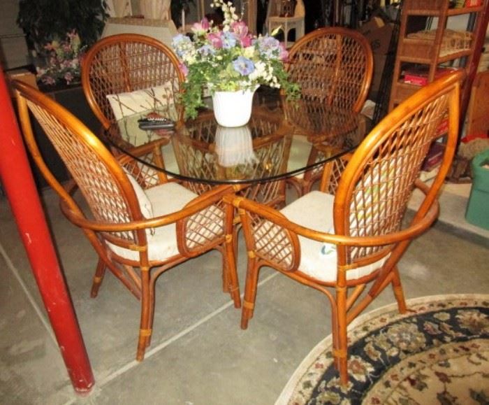 Indoor patio or kitchen glass top table & 4 chairs