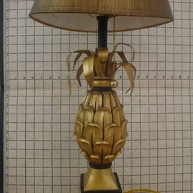 Pineapple Table Lamp