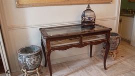 Fine Classic French Style w/ heavy ormolu Table Display