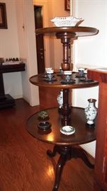 Classic vintage 3 Tier Table