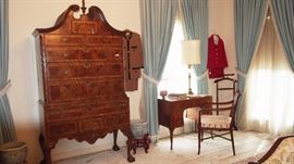 Grand late 1800's  fine walnut Queen Anne Highboy chest w/ fan carvings and dovetailed drawers