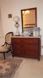 Gorgeous Washbowl Set and Gone w/ wind lamp