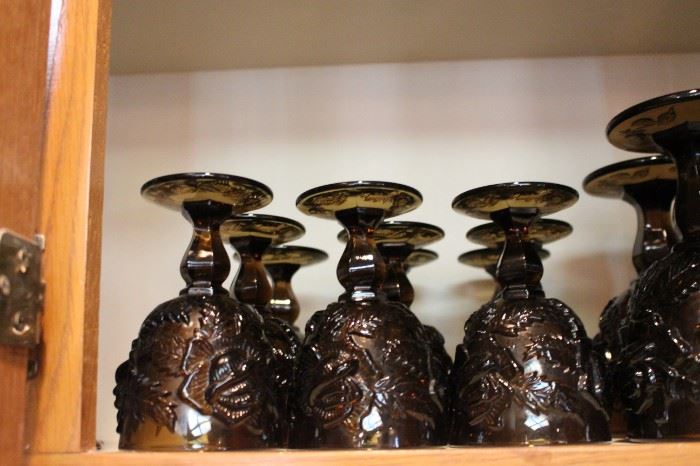 Small Fransiscan ware goblets