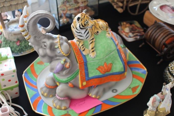 Lynn Chase Limited Edition, numbered and signed elephant with Tiger Raj, Lynn Chase plate underneath