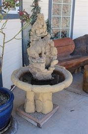 Al's Garden Art bear fountain
