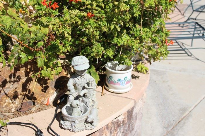Outdoor statues, ceramic pots, stoneware
