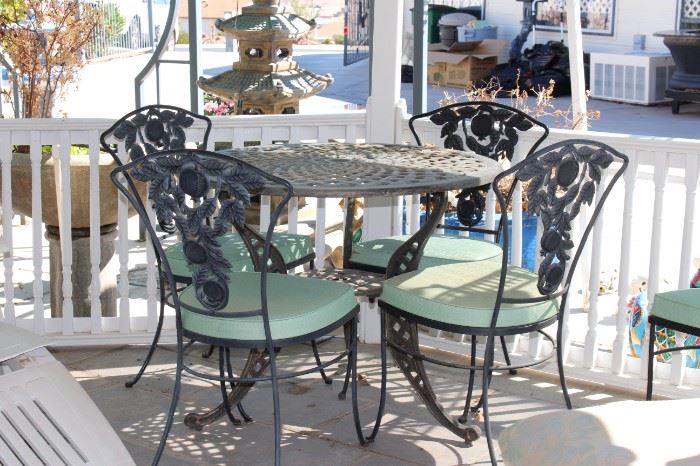 Wrought Iron set with cushions