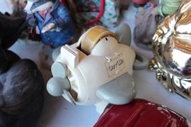 Plane tape dispenser