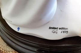 Original limited edition large Giuseppe Armani figurines. Florence sculture d'arte.