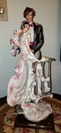 Original limited edition large Giuseppe Armani figurines. Florence sculture d'arte.