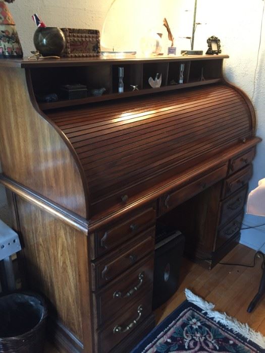 Roll-top Desk.