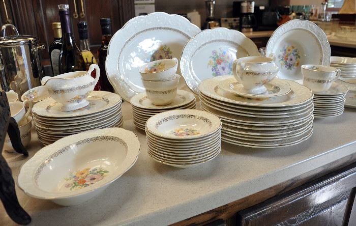 A very well kept set of grandmother's china by Knowles - with minor exceptions a complete service for 12.