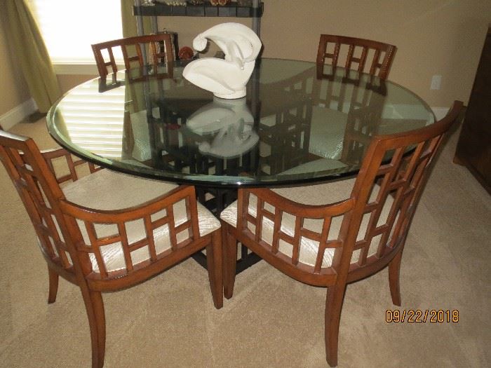 Lexington, "Tommy Bahama" Dining Room Table W/4 Chairs
