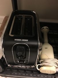 BLACK AND DECKER TOASTER 