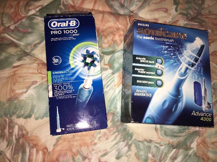 SONICARE TOOTHBRUSH 