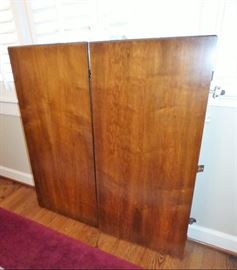 These 2 drop sides measure 18" each which addes 3 feet to your table when open