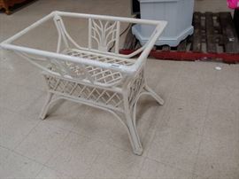 Wicker Table Base