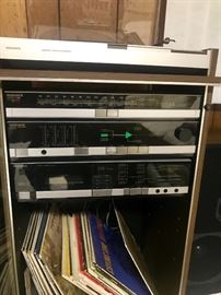 Magnavox Stereo System