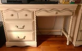 Lea furniture.  A lazy boy company.  Marching desk and chair 