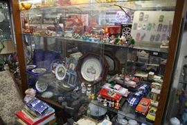 Plates, model cars, toys, collectibles