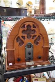 Replica radio