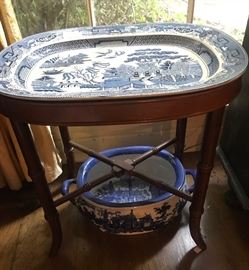 Blue willow platter on stand, blue & white footbath