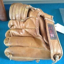 Big Kenny's first Baseball Glove !