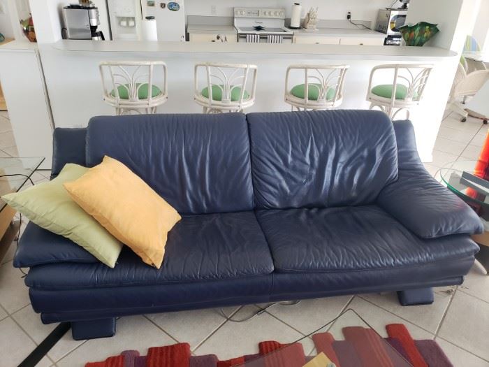 LEATHER MODERN SOFA