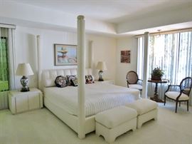 Beautiful White Four Poster Bed