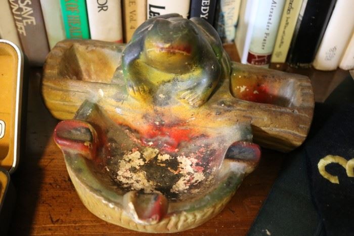 Vintage Chalkware Frog Pipe Holder Ashtray