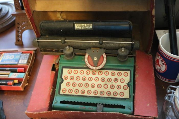 Vintage Toy Typewriter 