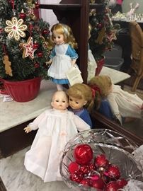 Assorted Vintage Dolls, Crystal Vase with Christmas Ornaments, Christmas Tree with Gingerbread Oranaments