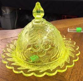 Vintage Uranium Cheese Butter Dish