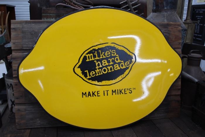 Mike's Hard Lemonade Sign/Table