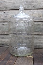 Glass jug