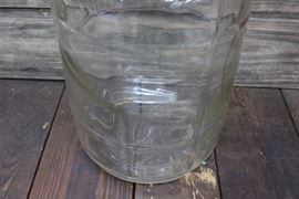 Glass jug