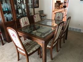 Ethan Allen dining room set (table, 6 chairs, china cabinet, 2 leaves)