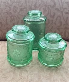 Tiara Glass “Chantilly Green” canister set