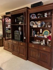 Thomasville 3 piece wall unit with lighted curio
